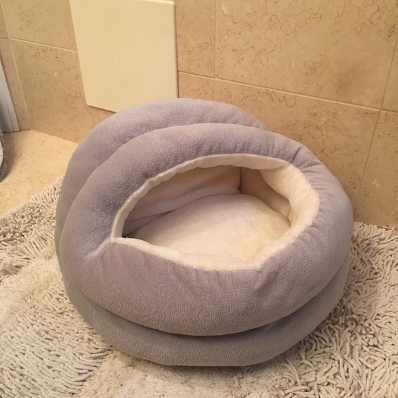Other - Cute Hideaway Dog or Cat Bed - Small